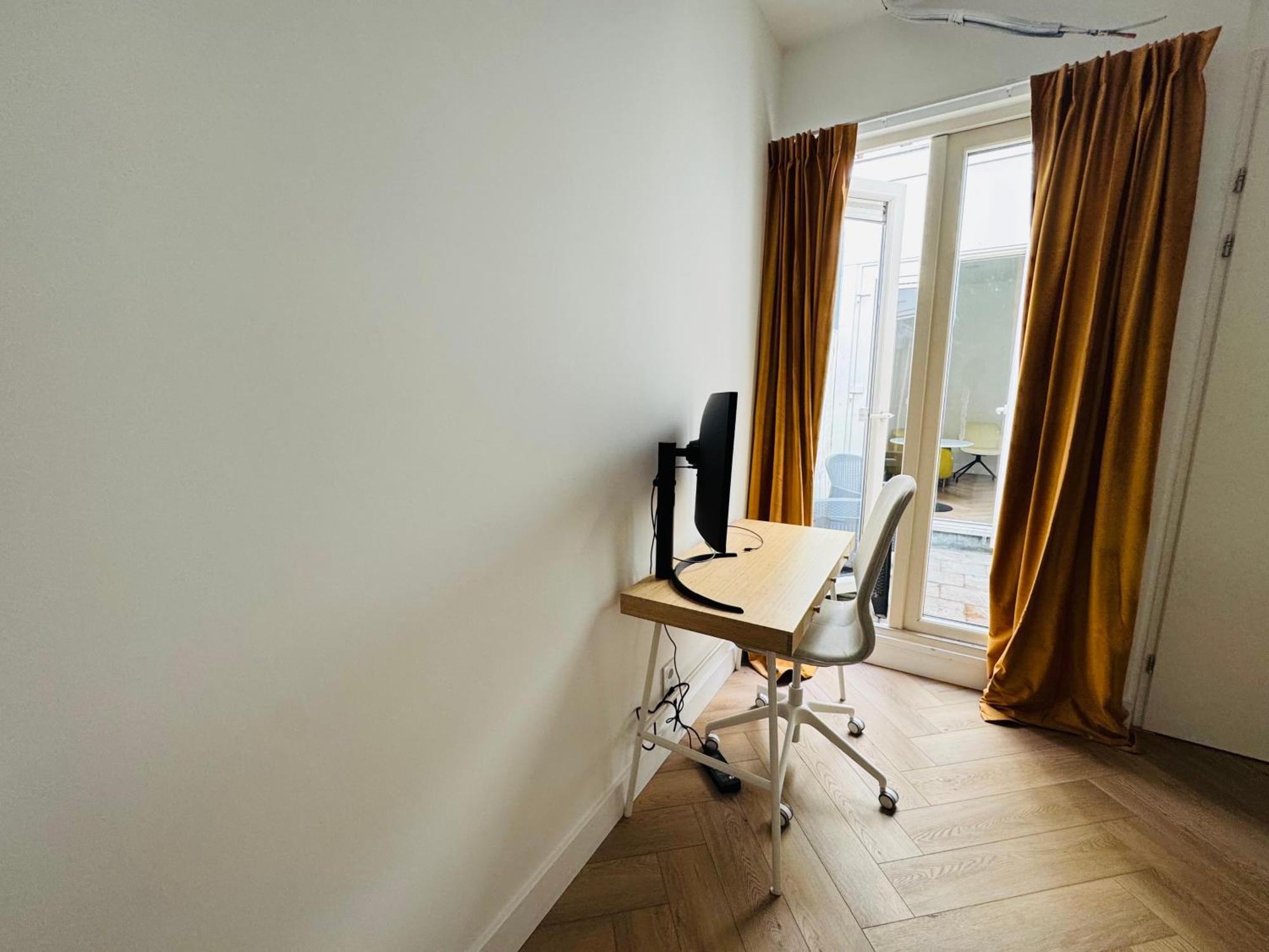 Sunshine Suites Utrecht Exterior foto