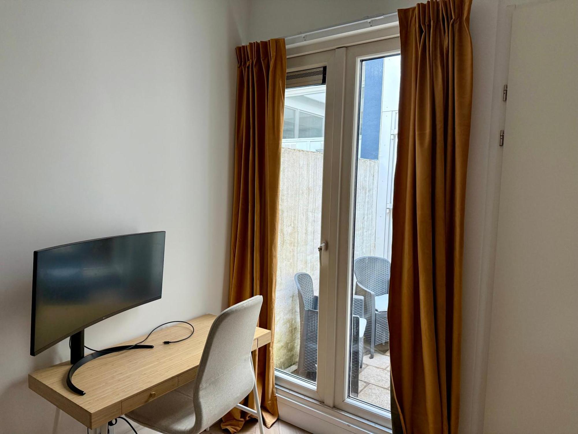 Sunshine Suites Utrecht Exterior foto
